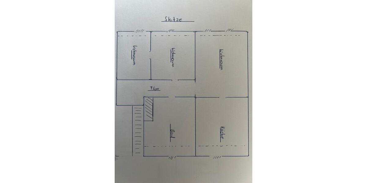 Dachgeschoßwohnung Oberhausen Schmachtendorf - 3 Zimmer, 72 m&sup2;, 670&euro; | Angebot:26679359