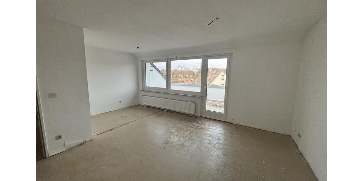 Dachgeschoßwohnung Duisburg Walsum - 2.5 Zimmer, 61 m&sup2;, 400&euro; | Angebot:25857605