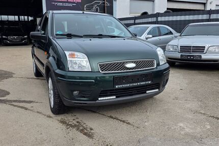 Ford Fusion 181.000 km 2.499 &euro; Geldern 47608