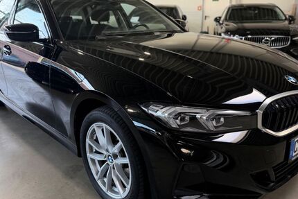 BMW 318 82.000 km 22.950 &euro; Bocholt 46395