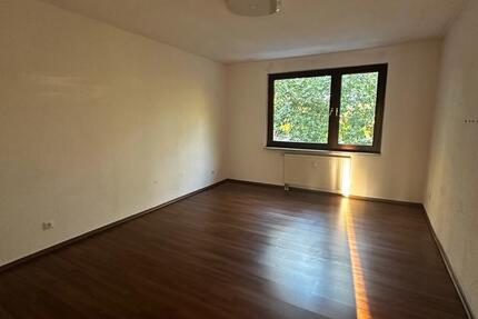 Wohnung Duisburg Hamborn - 2.5 Zimmer, 62 m&sup2;, 560&euro; | Angebot:25990050