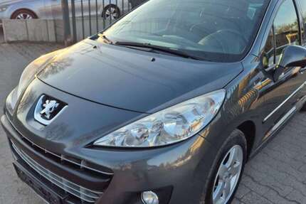 Peugeot 207 174.605 km 3.999 &euro; Bottrop 46242