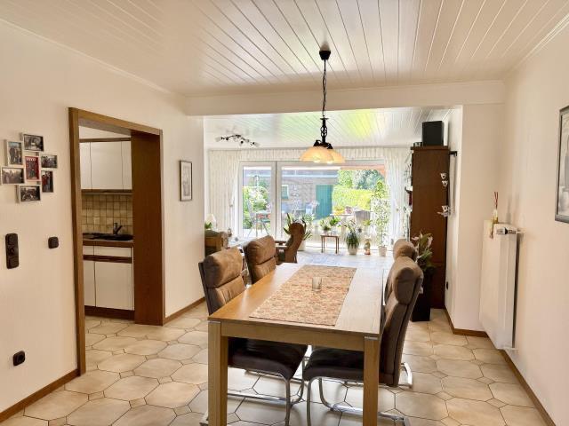 Reihenhaus Bocholt Feldmark - 5 Zimmer, 145 m&sup2;, 1.900&euro; | Angebot:25811167