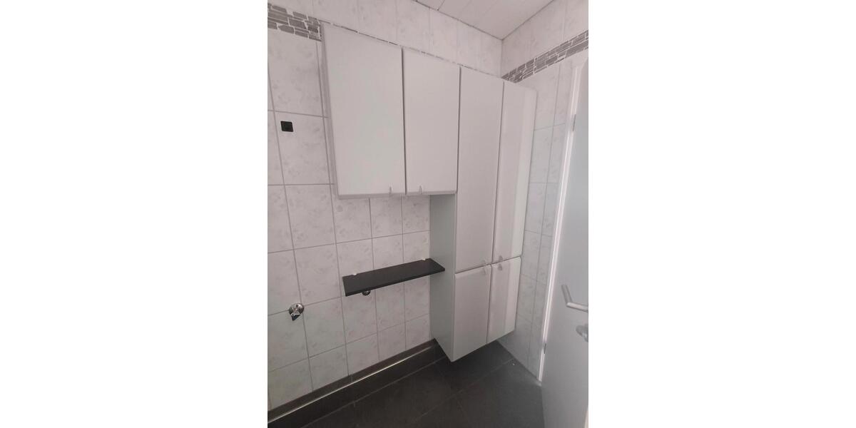 Etagenwohnung Duisburg Essenberg - 3.5 Zimmer, 96 m&sup2;, 155.000&euro; | Angebot:23683840