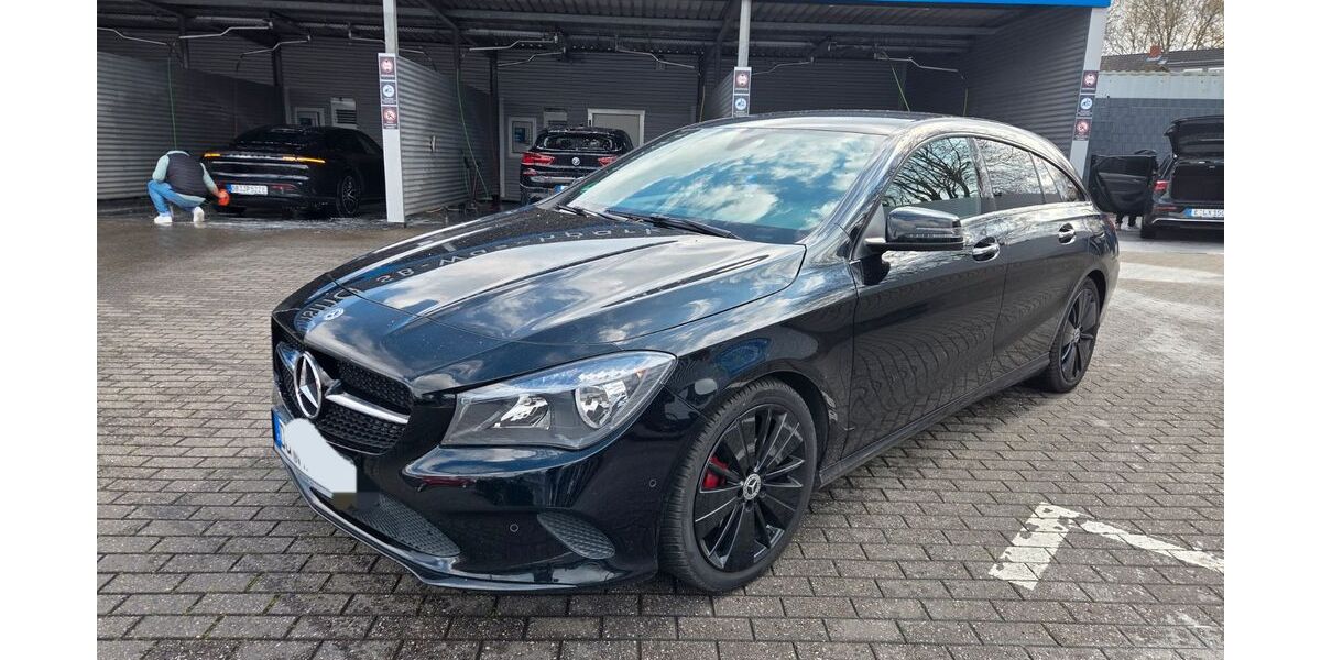 Mercedes-Benz CLA 180 Shooting Brake 58.200 km 16.900 &euro; Duisburg 47169