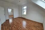 Dachgeschoßwohnung Duisburg Mittelmeiderich - 3 Zimmer, 1 m&sup2;, 700&euro; | Angebot:25844080