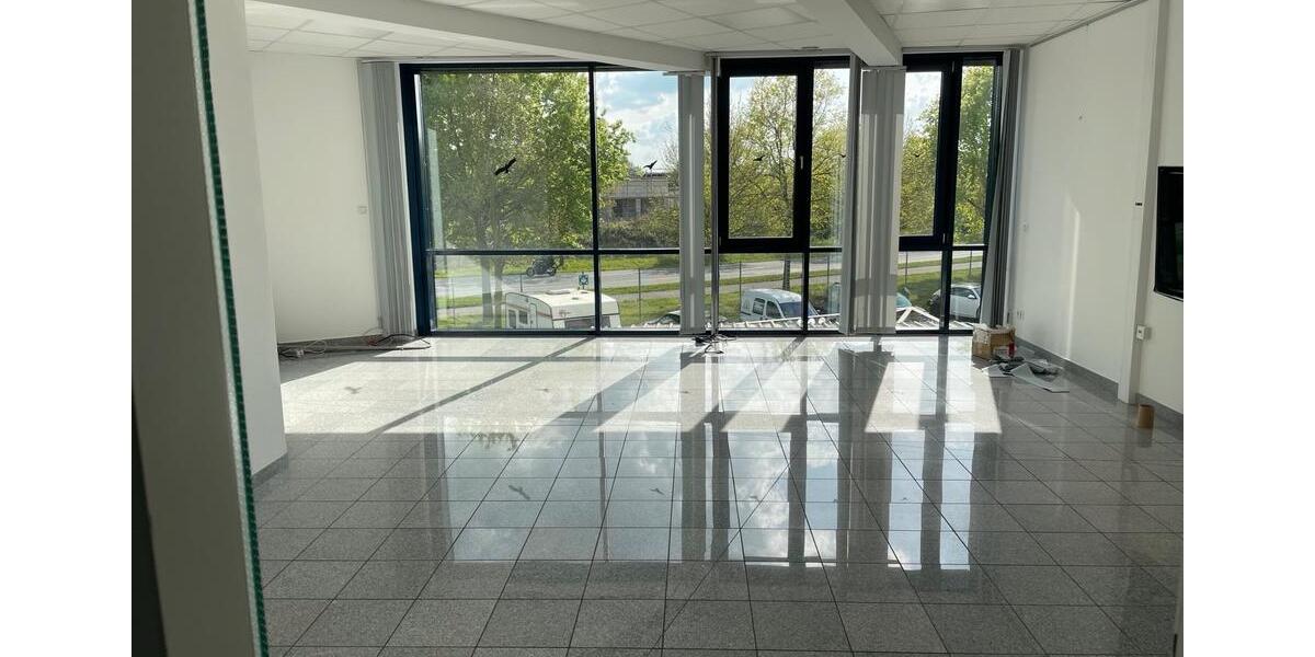 Gewerbeobjekt Wesel Bislich - 1.500&euro; | Angebot:26616434