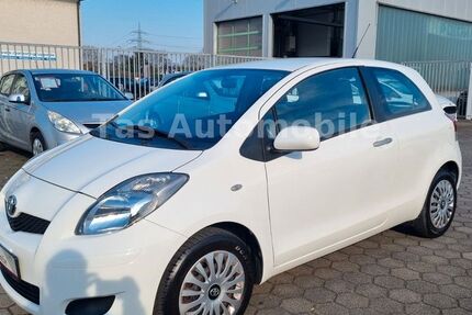 Toyota Yaris 114.000 km 4.599 &euro; Dinslaken 46539