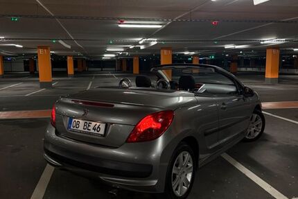 Peugeot 207 150.000 km 2.499 &euro; Oberhausen 46119
