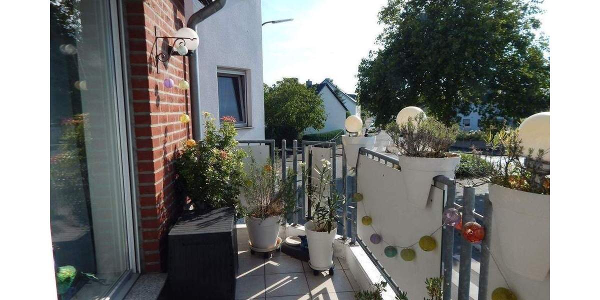 Etagenwohnung Moers Hochstraß - 2 Zimmer, 59 m&sup2;, 174.000&euro; | Angebot:26117346