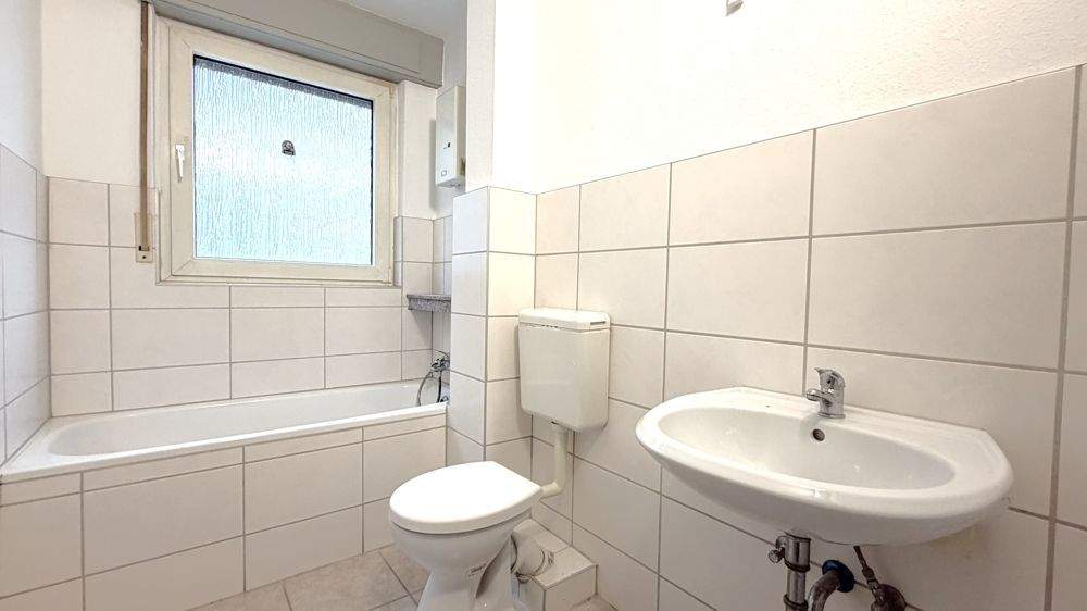 Etagenwohnung Duisburg Alt-Hamborn - 3 Zimmer, 63 m&sup2;, 85.000&euro; | Angebot:25916180