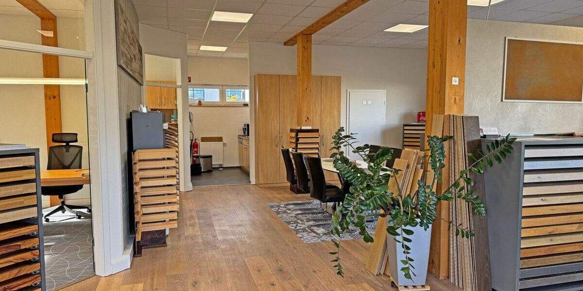 Gewerbeobjekt Voerde Holthausen - 4 Zimmer, 247 m&sup2;, 685.000&euro; | Angebot:25775726