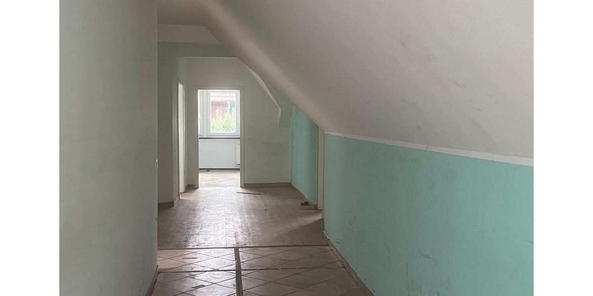 Dachgeschoßwohnung Bocholt - 4 Zimmer, 102 m&sup2;, 795&euro; | Angebot:25156560