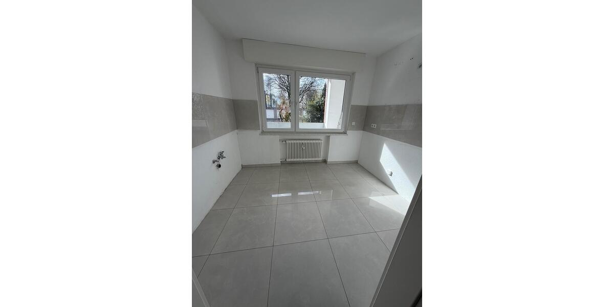 Erdgeschoßwohnung Duisburg Hamborn - 3.5 Zimmer, 71 m&sup2;, 710&euro; | Angebot:25987339