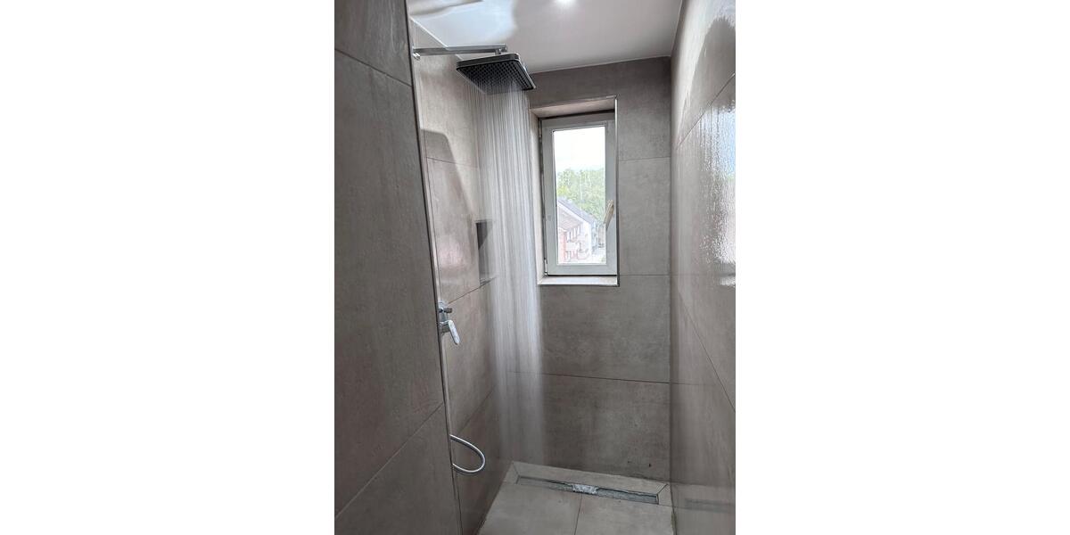 Maisonettenwohnung Duisburg Hamborn - 6.5 Zimmer, 165 m&sup2;, 1.350&euro; | Angebot:25972365