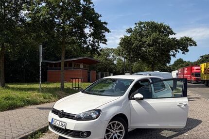 VW Golf 281.000 km 2.249 &euro; Uedem 47589