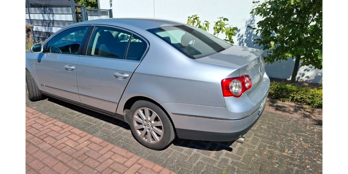VW Passat 214.500 km 1.250 &euro; Duisburg 47249
