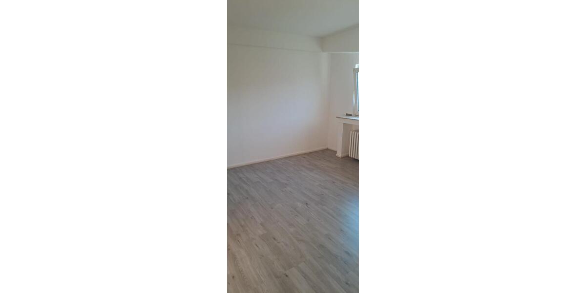Etagenwohnung Wesel - 4 Zimmer, 94 m&sup2;, 940&euro; | Angebot:25960298