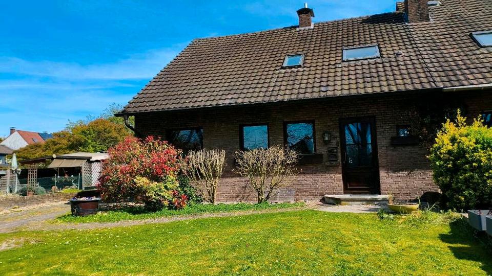 Doppelhaushälfte Duisburg Rheinhausen - 6 Zimmer, 175 m&sup2;, 550.000&euro; | Angebot:26522172