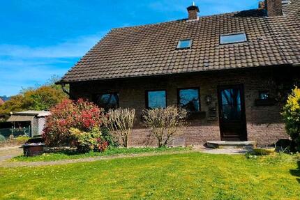 Haus Duisburg Rheinhausen - 6 Zimmer, 175 m&sup2;, 550.000&euro; | Angebot:26522172
