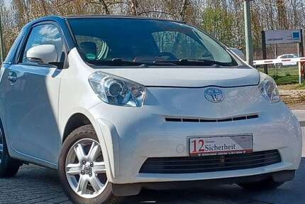 Toyota iQ 99.570 km 4.750 &euro; Duisburg 47269