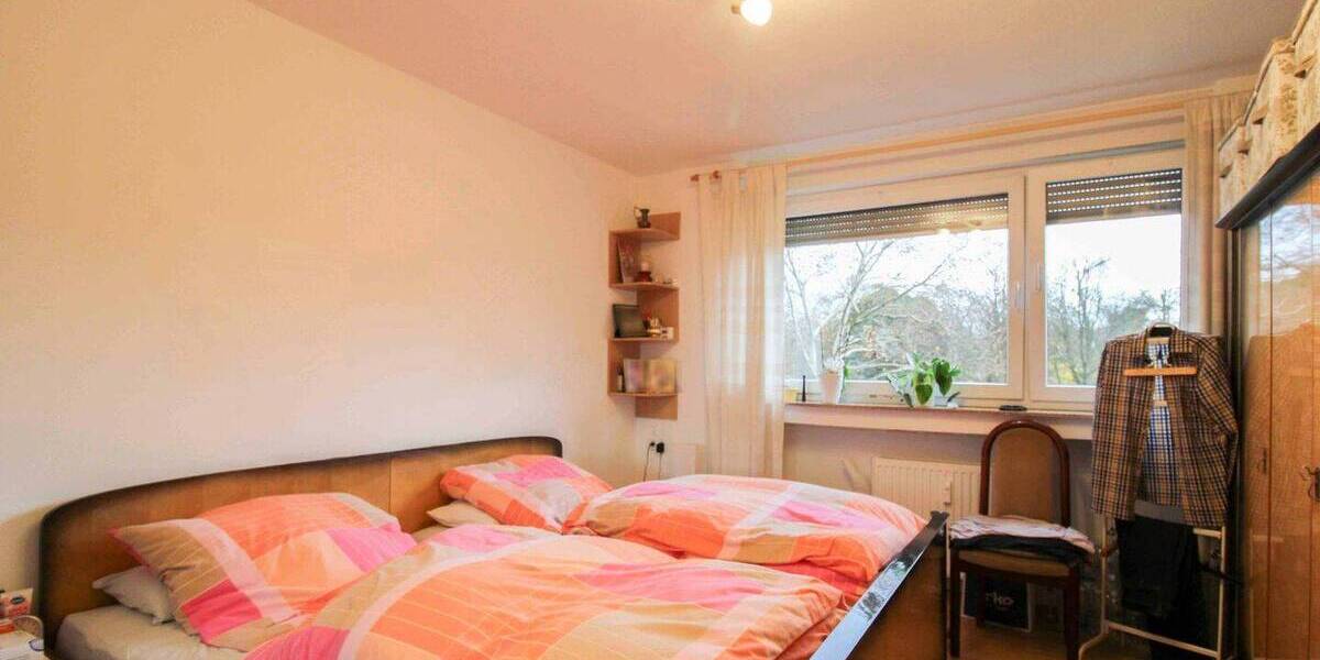 Etagenwohnung Duisburg Hochheide - 2 Zimmer, 56 m&sup2;, 79.000&euro; | Angebot:26016572
