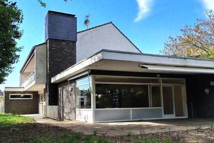 Haus Kalkar - 11 Zimmer, 282 m&sup2;, 490.000&euro; | Angebot:25637232