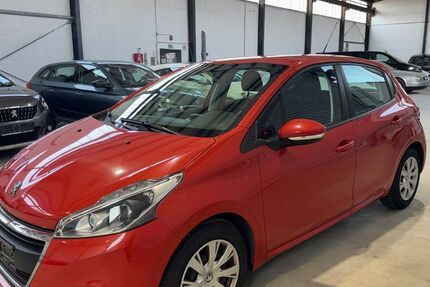 Peugeot 208 62.000 km 7.400 &euro; Hünxe 46569