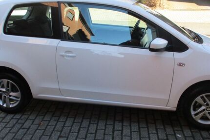 Seat Mii 69.000 km 6.100 &euro; Oberhausen 46117