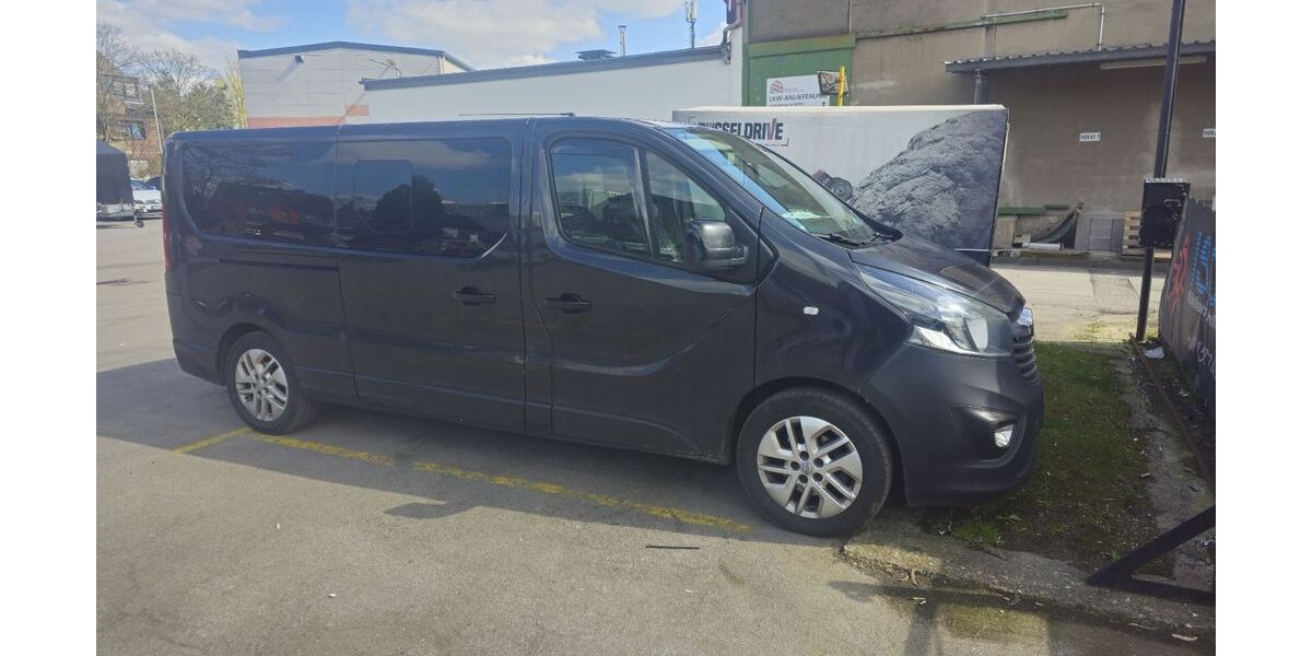 Opel Vivaro 250.000 km 14.875 &euro; Duisburg 47198