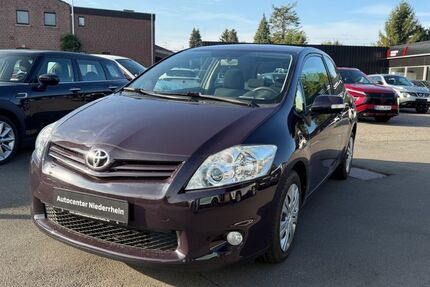 Toyota Auris 86.000 km 6.950 &euro; Geldern 47608