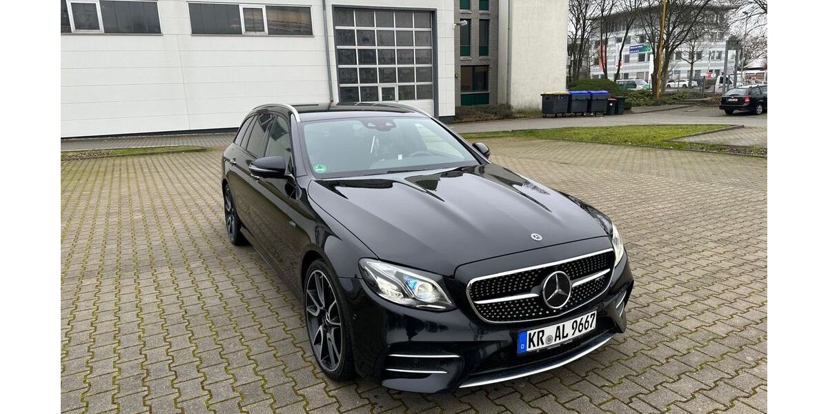 Mercedes-Benz E 53 AMG 199.000 km 34.990 &euro; Alpen 46519