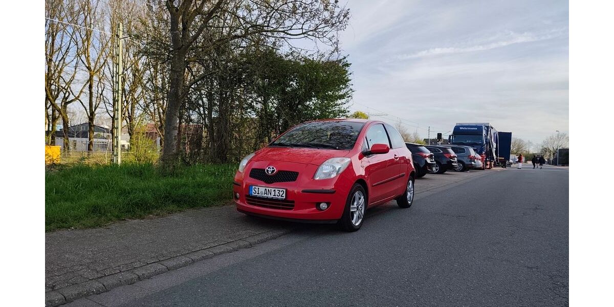 Toyota Yaris 190.000 km 1.900 &euro; Bocholt 46395