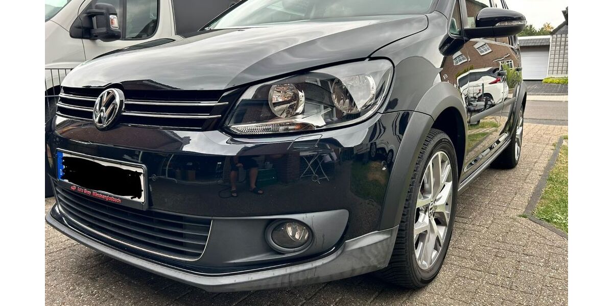 VW Touran 108.200 km 14.500 &euro; Wesel 46483