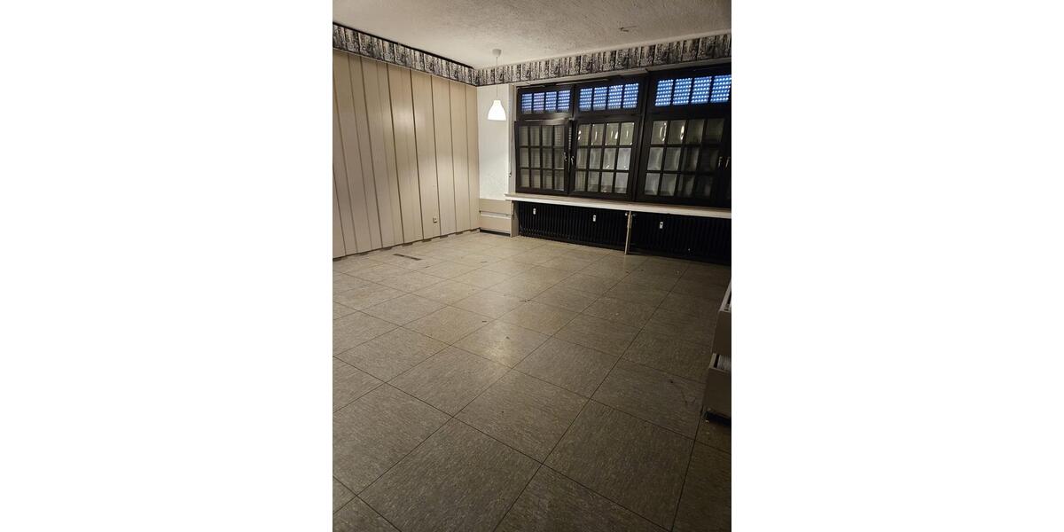 Gewerbeobjekt Duisburg Mittelmeiderich - 1.300&euro; | Angebot:25171105