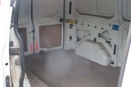 Ford Transit Custom 235.000 km 3.350 &euro; Oberhausen 46149