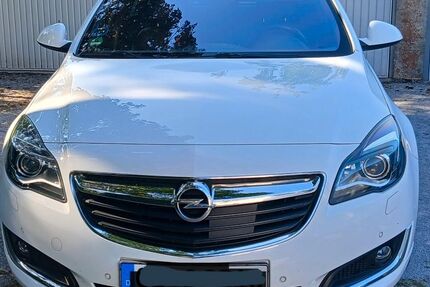 Opel Insignia 148.800 km 7.400 &euro; Oberhausen 46149