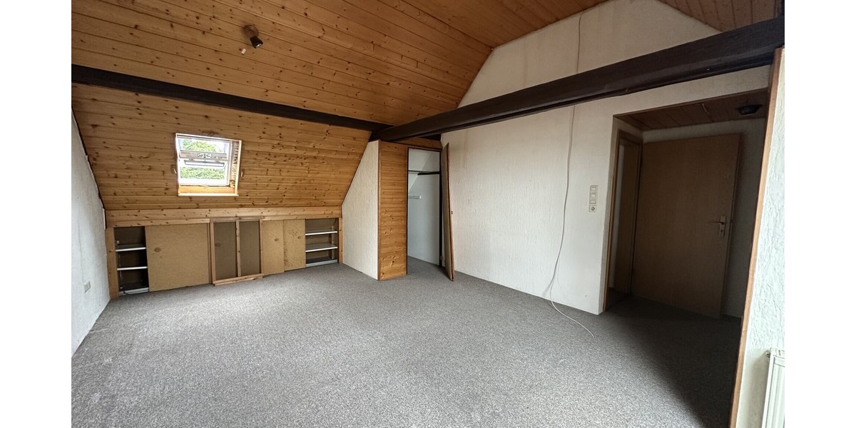 Kapitalanlage oder Eigenheim – modernisiertes Reihenmittelhaus mit PV-Anlage - Reihenmittelhaus Weeze | Angebot:26507184