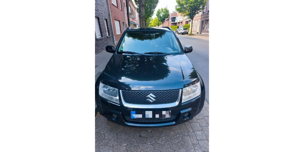 Suzuki Grand Vitara 212.385 km 3.200 &euro; Kevelaer 47623