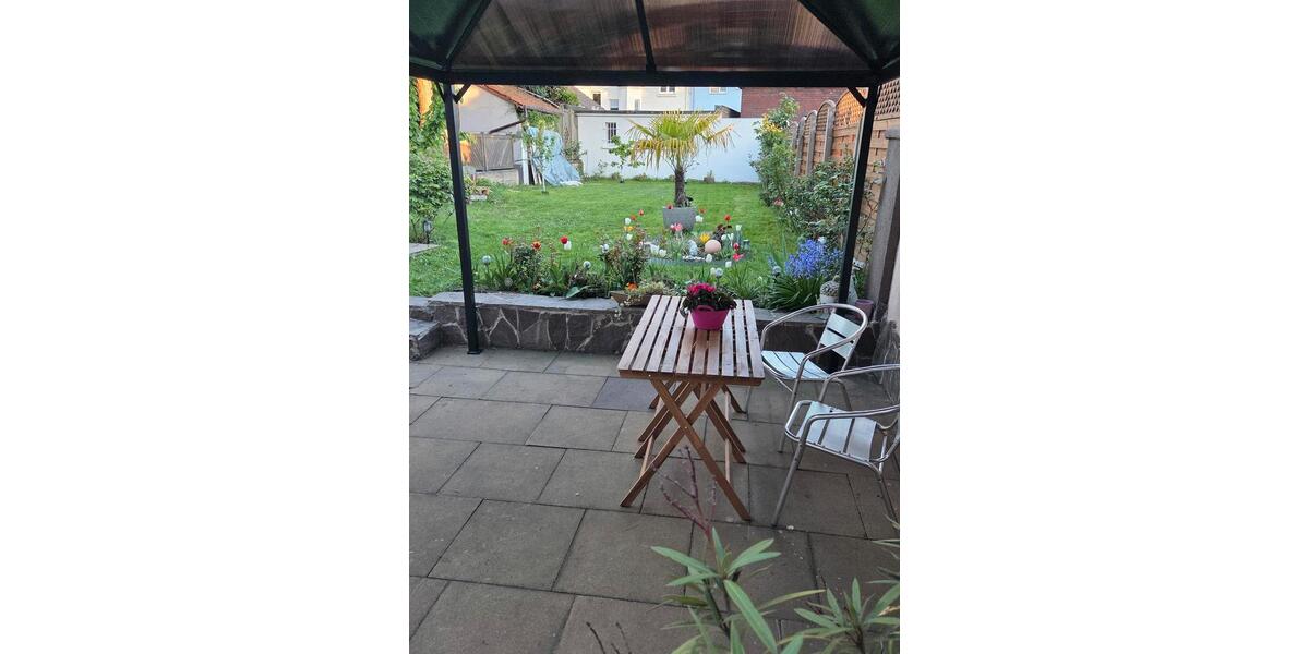 Dachgeschoßwohnung Duisburg Rheinhausen - 2.5 Zimmer, 57 m&sup2;, 670&euro; | Angebot:26665905
