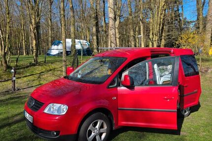 VW Caddy 158.000 km 6.500 &euro; Weeze 47652