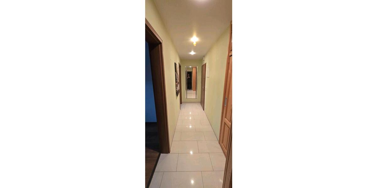 Dachgeschoßwohnung Dinslaken Hiesfeld - 2.5 Zimmer, 35 m&sup2;, 640&euro; | Angebot:25612850