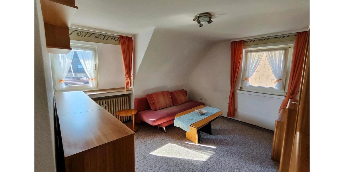 Dachgeschoßwohnung Gladbeck - 2.5 Zimmer, 40 m&sup2;, 500&euro; | Angebot:25838703