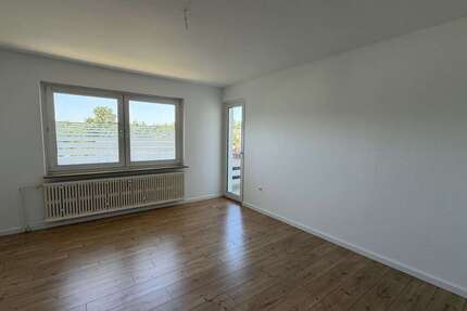 Wohnung Duisburg Mittelmeiderich - 3 Zimmer, 65 m&sup2;, 518&euro; | Angebot:27087083