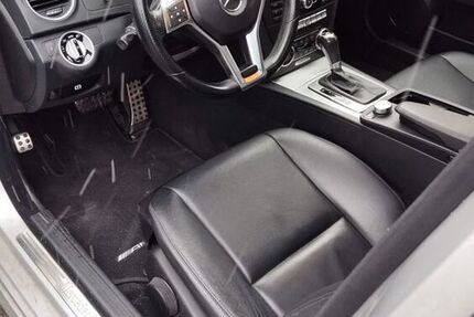 Mercedes-Benz C 250 273.000 km 10.200 &euro; Rees 46459