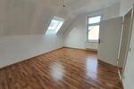 Dachgeschoßwohnung Duisburg Mittelmeiderich - 3 Zimmer, 1 m&sup2;, 700&euro; | Angebot:25844080