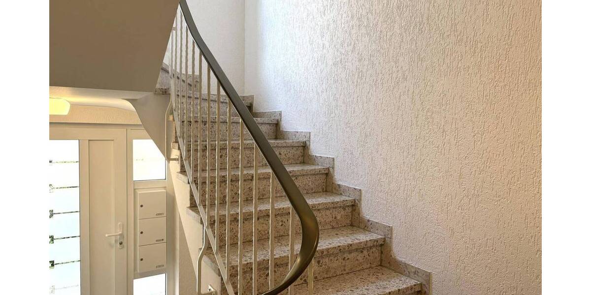 Etagenwohnung Moers Hülsdonk - 4 Zimmer, 104 m&sup2;, 279.000&euro; | Angebot:26595182