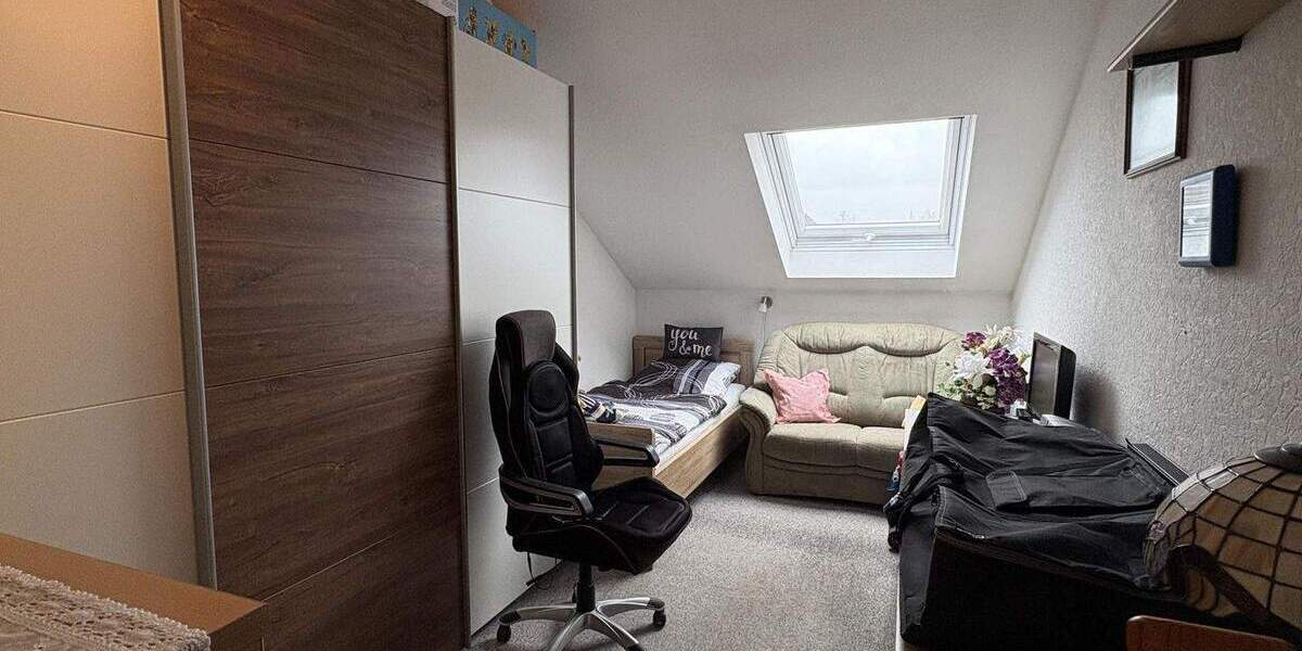 Doppelhaushälfte Moers Kapellen-Mitte - 4 Zimmer, 114 m&sup2;, 399.000&euro; | Angebot:25668381