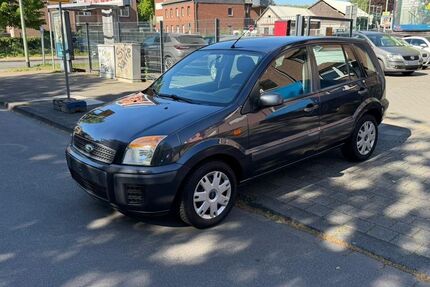 Ford Fusion 177.000 km 1.999 &euro; Duisburg 47226