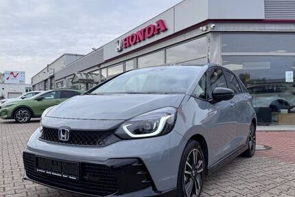Honda Jazz 9.000 km 24.450 &euro; Dinslaken 46539